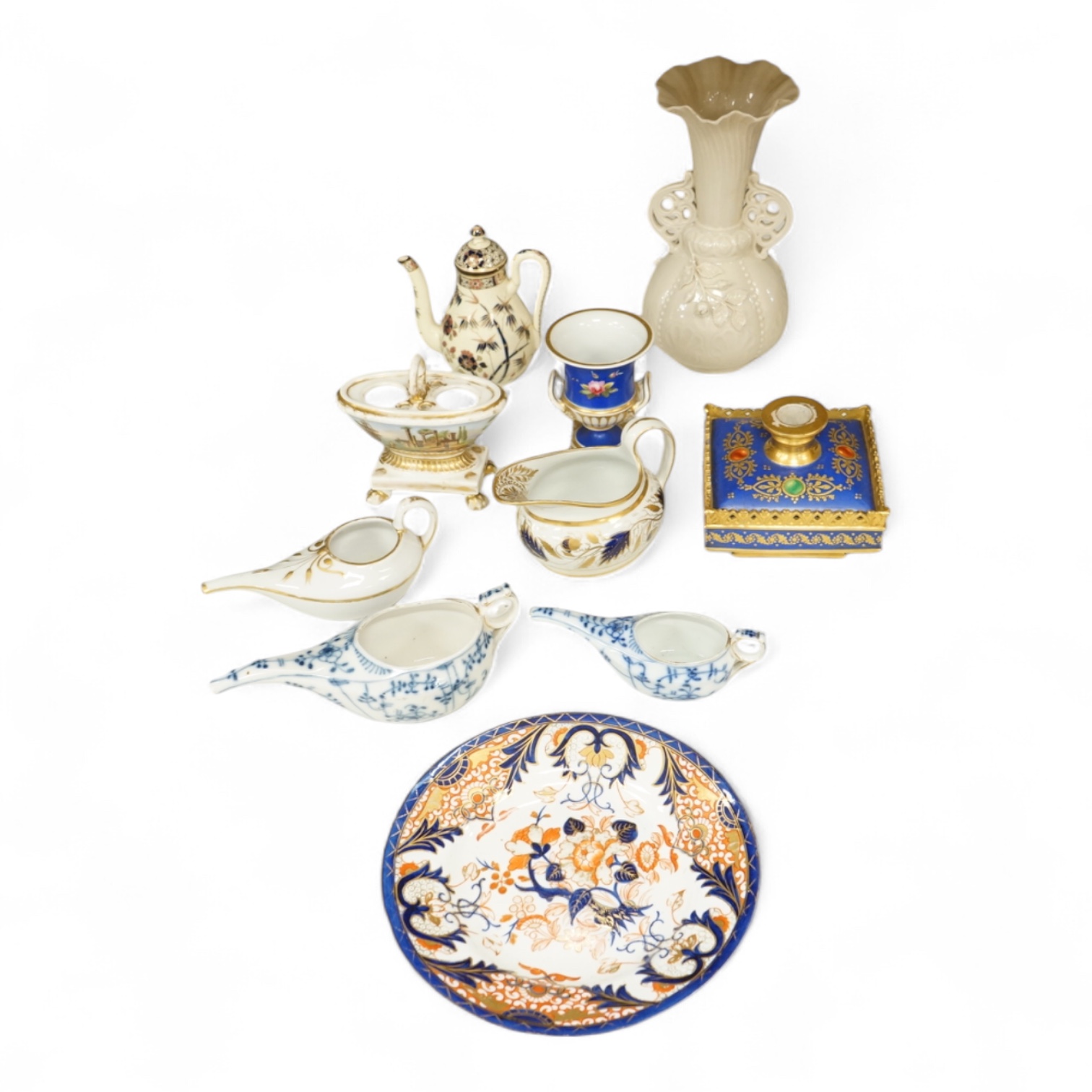 Mixed 19th and 20th English ceramics including Derby, Newhall and Chamberlains Worcester, largest 23cm high